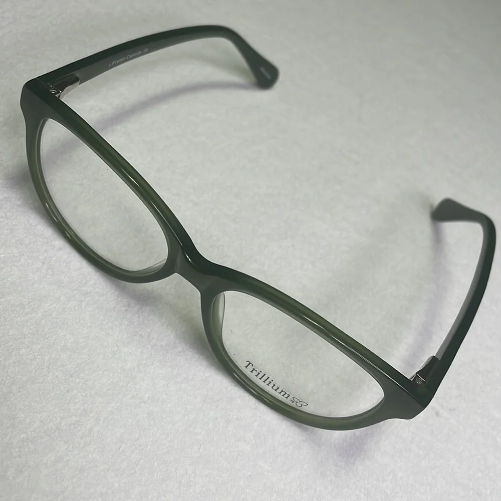 NEW Trillium Green Glasses